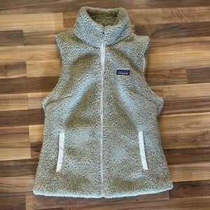 Sherpa Patagonia vest Women’s size M